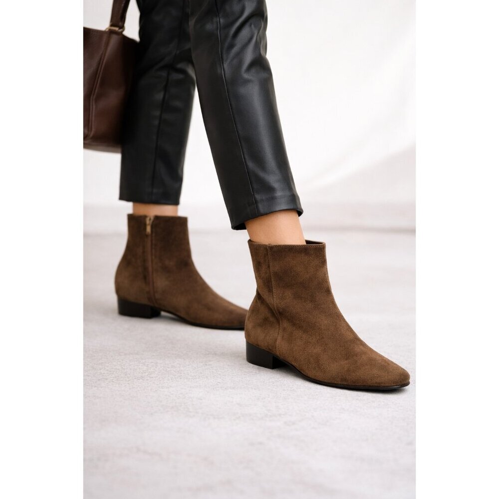 Liviana Conti Brown Suede Ankle Boots Square Toe Low Heel Italian Designer EU 41